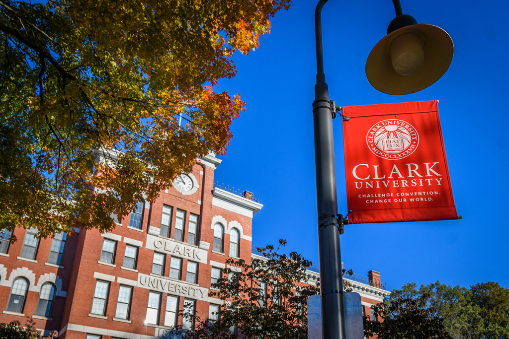 Cơ hội học bổng lên đến 50% tại Clark University - Top 100 Đại học Mỹ